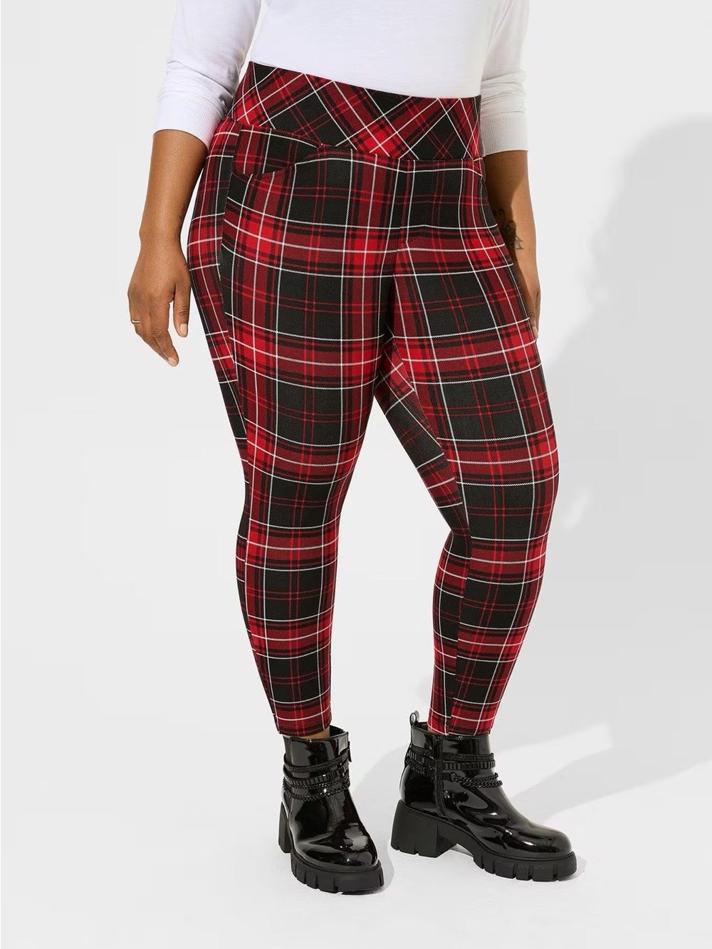 Torrid Studio Pixie Luxe Ponte Skinny Pants Plaid Black Red Size 00R